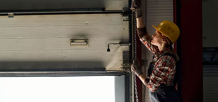 Addressing Common Garage Door Stoppage Issues in Philadelphia, PA